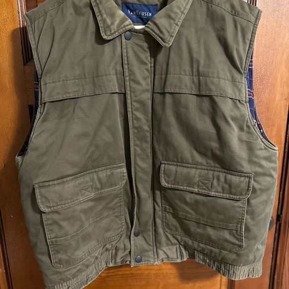 Vintage Van Heusen Outdoor Cargo Vest Jacket Men Size X-Large~Preowned - Picture 14 of 14